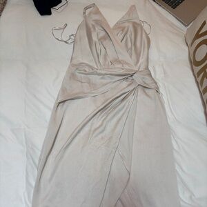 Feminine Express Wrap Midi Dress